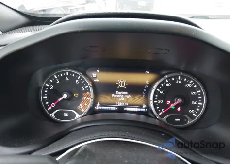 2023 Jeep Renegade Trailhawk 4X4 z USA, uszkodzony, nr VIN ZACNJDC14PPP14181